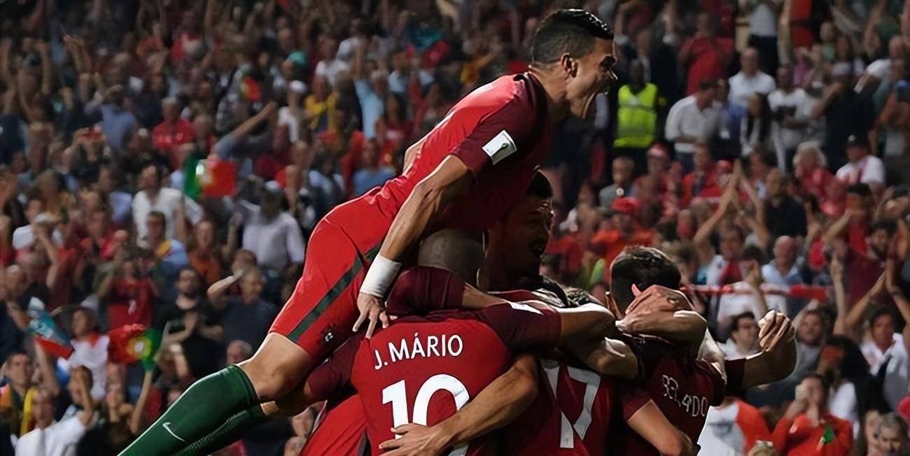 世俱杯奖金-葡萄牙前锋在欧洲冠军联赛中踢出高光时刻