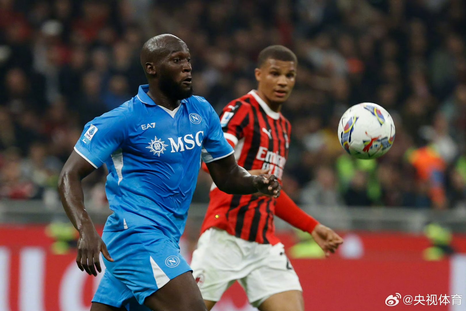 世俱杯冠军-AC米兰主场陷困境，形势堪忧