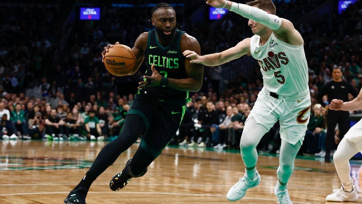 世俱杯决赛-雷霆大胜凯尔特人，继续保持不败记录