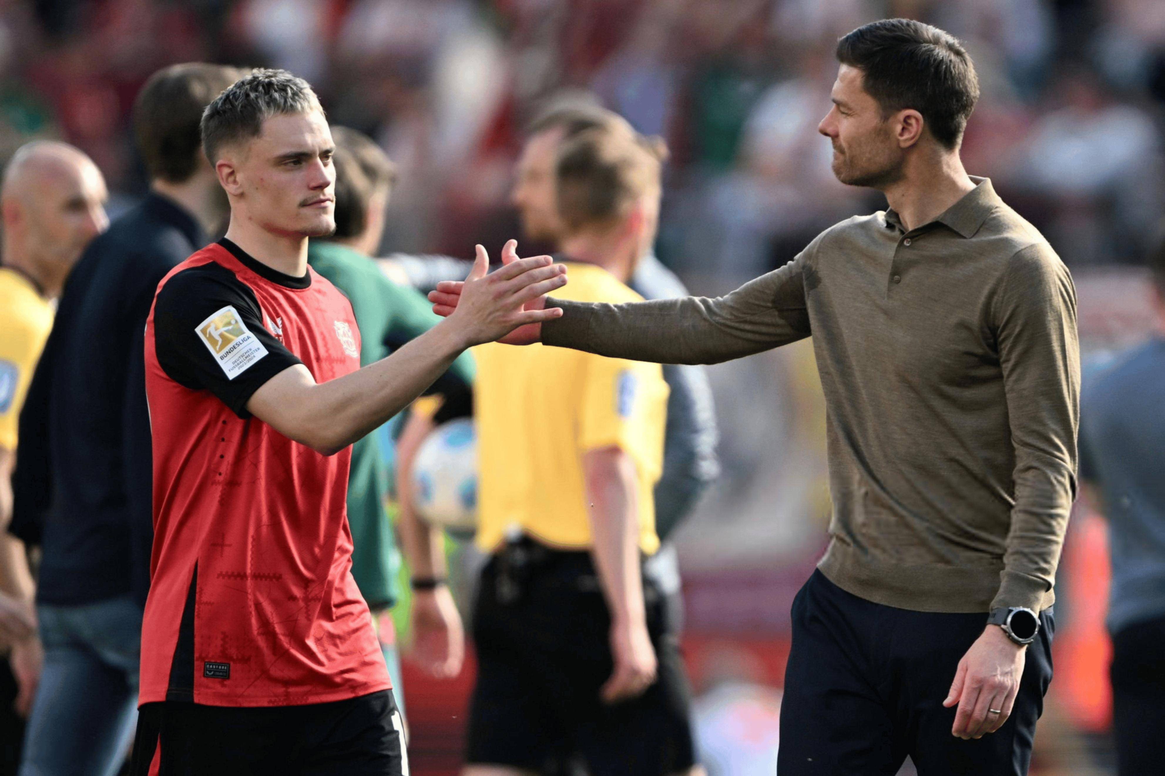 世俱杯2025-阿拉维斯主教练换帅，振奋球队士气