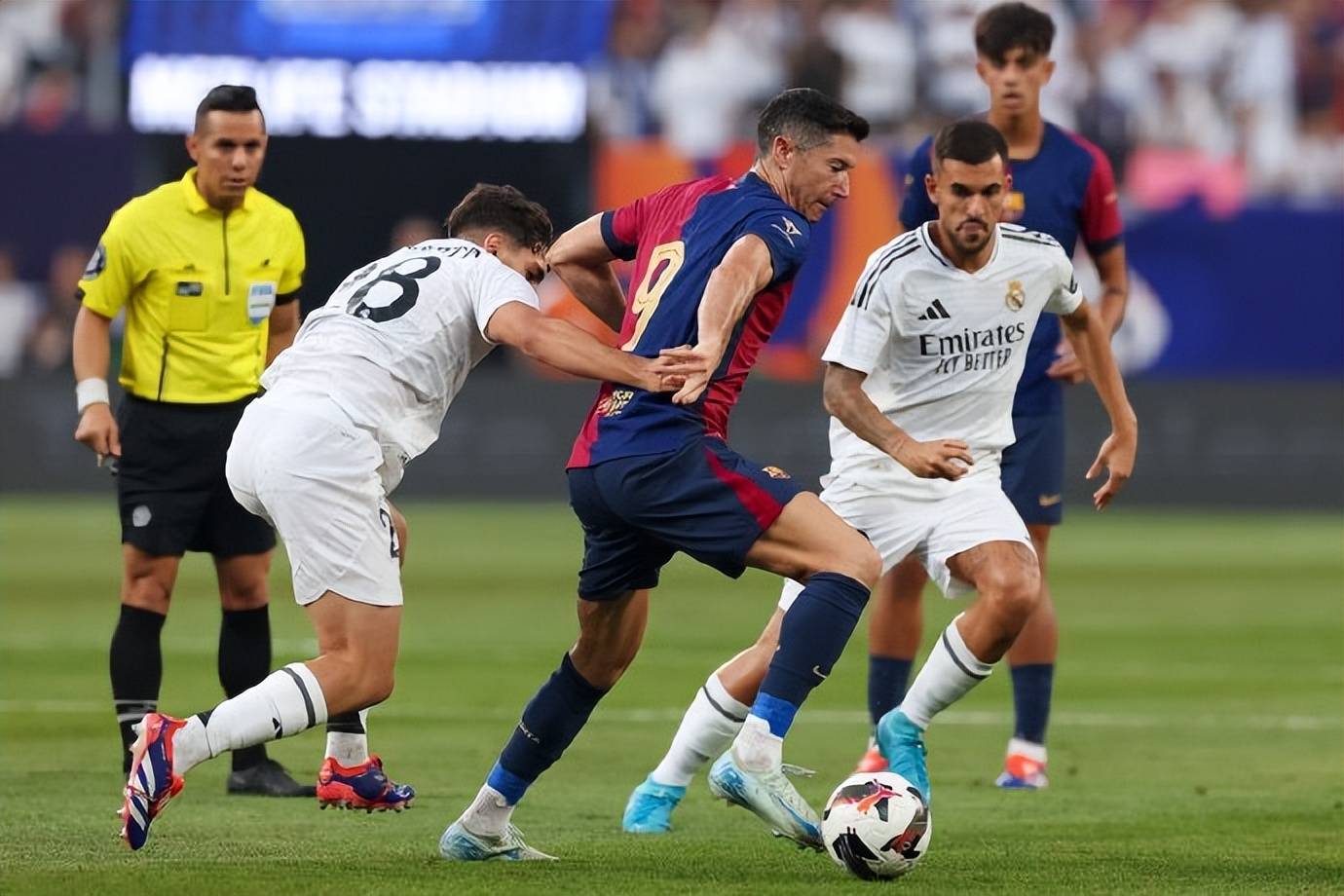 世俱杯参赛资格-欧洲豪强对撞，德甲英超决战