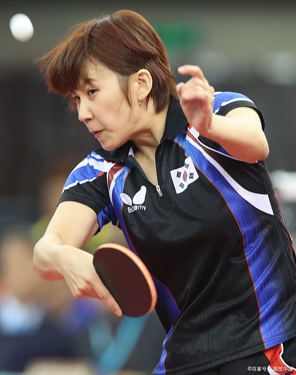 世俱杯-热点话题：女子体育赛事备受关注