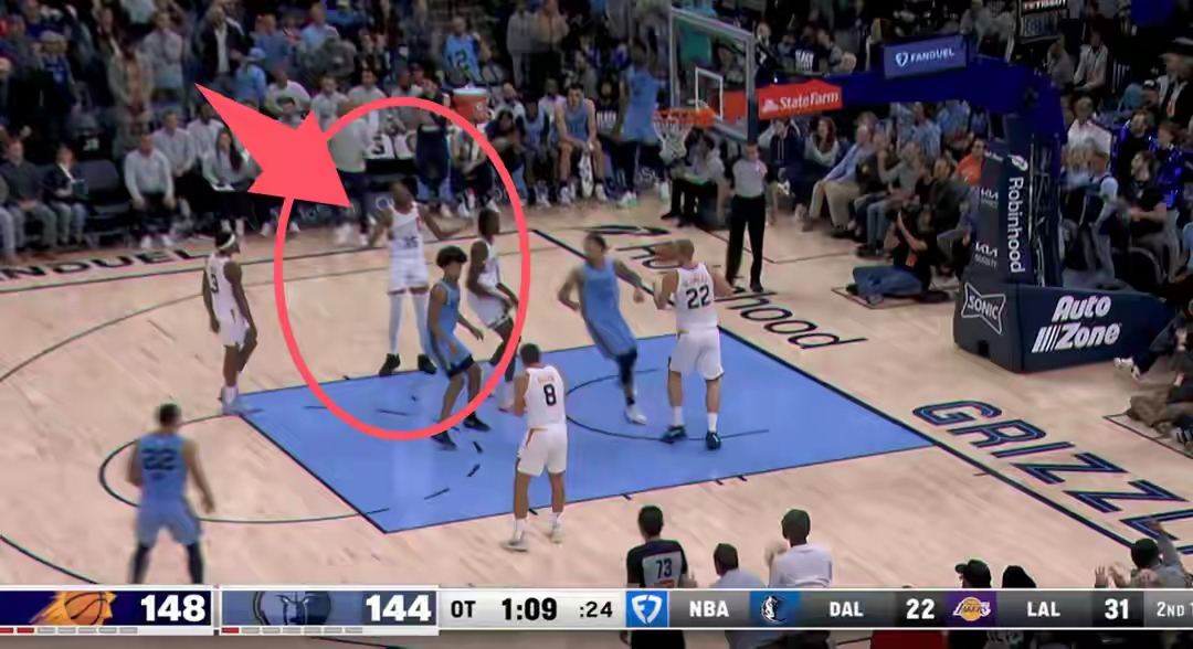 两队在赛场上的对抗令人热血沸腾