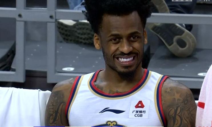 香港男篮再度逆袭，晋级小组第一