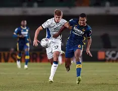 世俱杯冠军-戴伊图灵斯威登主场零封维罗纳，豪取三分