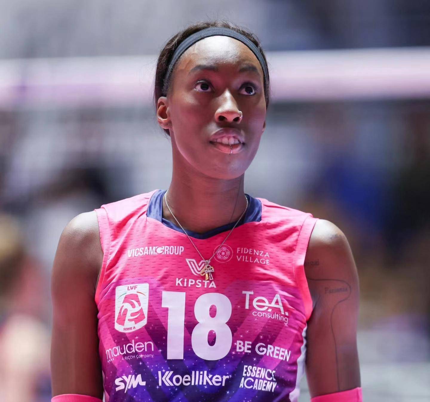 世俱杯分组-球星强强对话，西班牙联赛再掀波澜