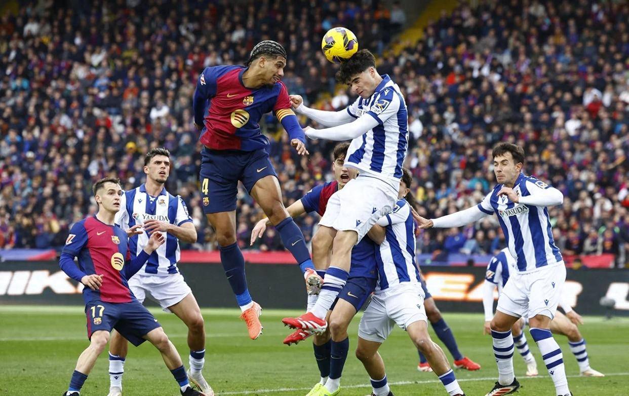 世俱杯时间-巴塞罗那遭遇失利，晋级前景蒙上阴影