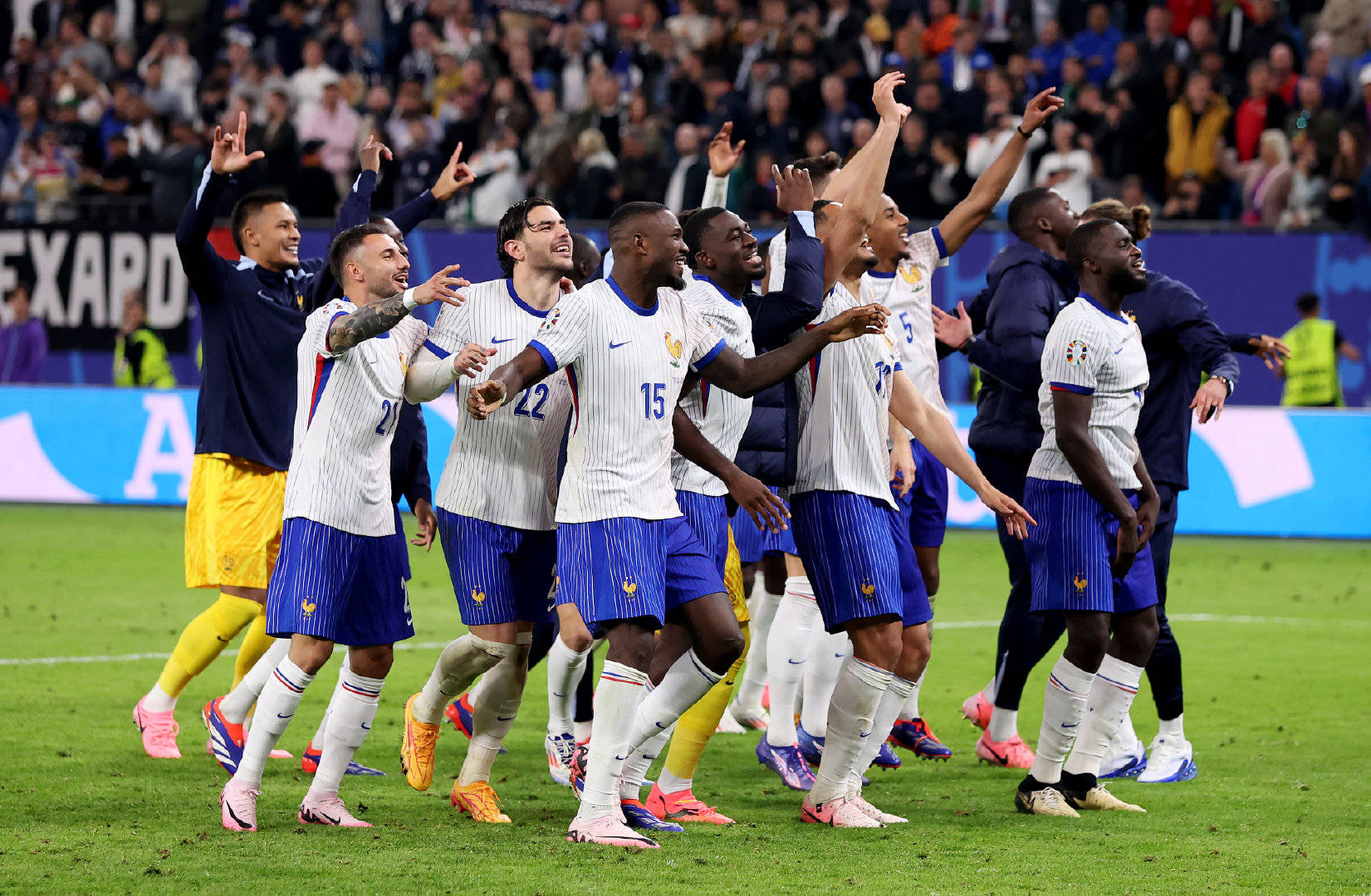 世俱杯直播-关于欧洲大赛强队对决，实力碰撞引发燃烧的信息