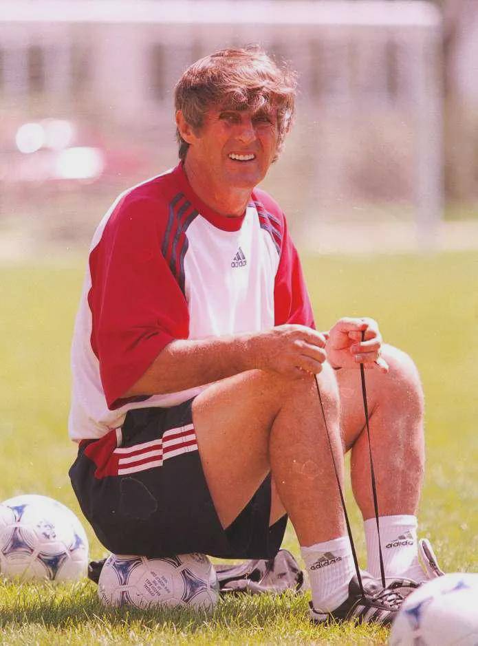 包含米卢良好发挥，带领球队赢得重要比赛的词条