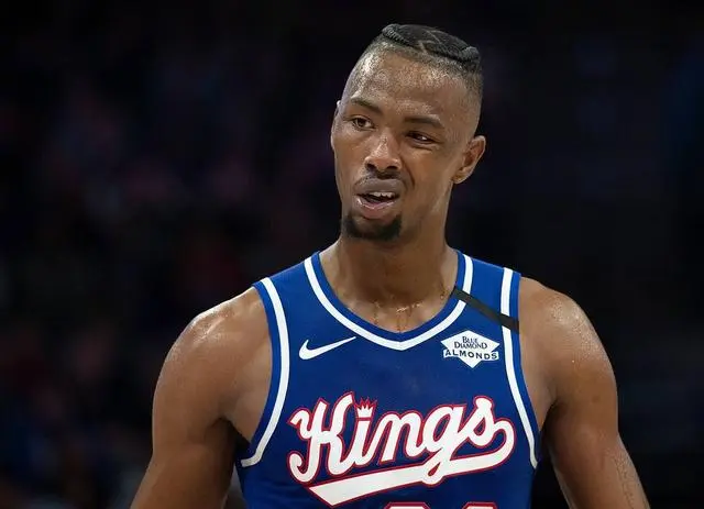 国王队发挥水准，击败对手连胜收官