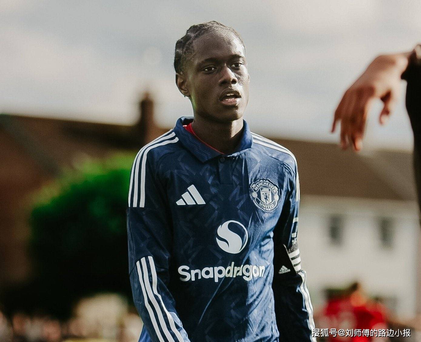 世俱杯分组-曼城新援表现抢眼，被誉为“未来之星”
